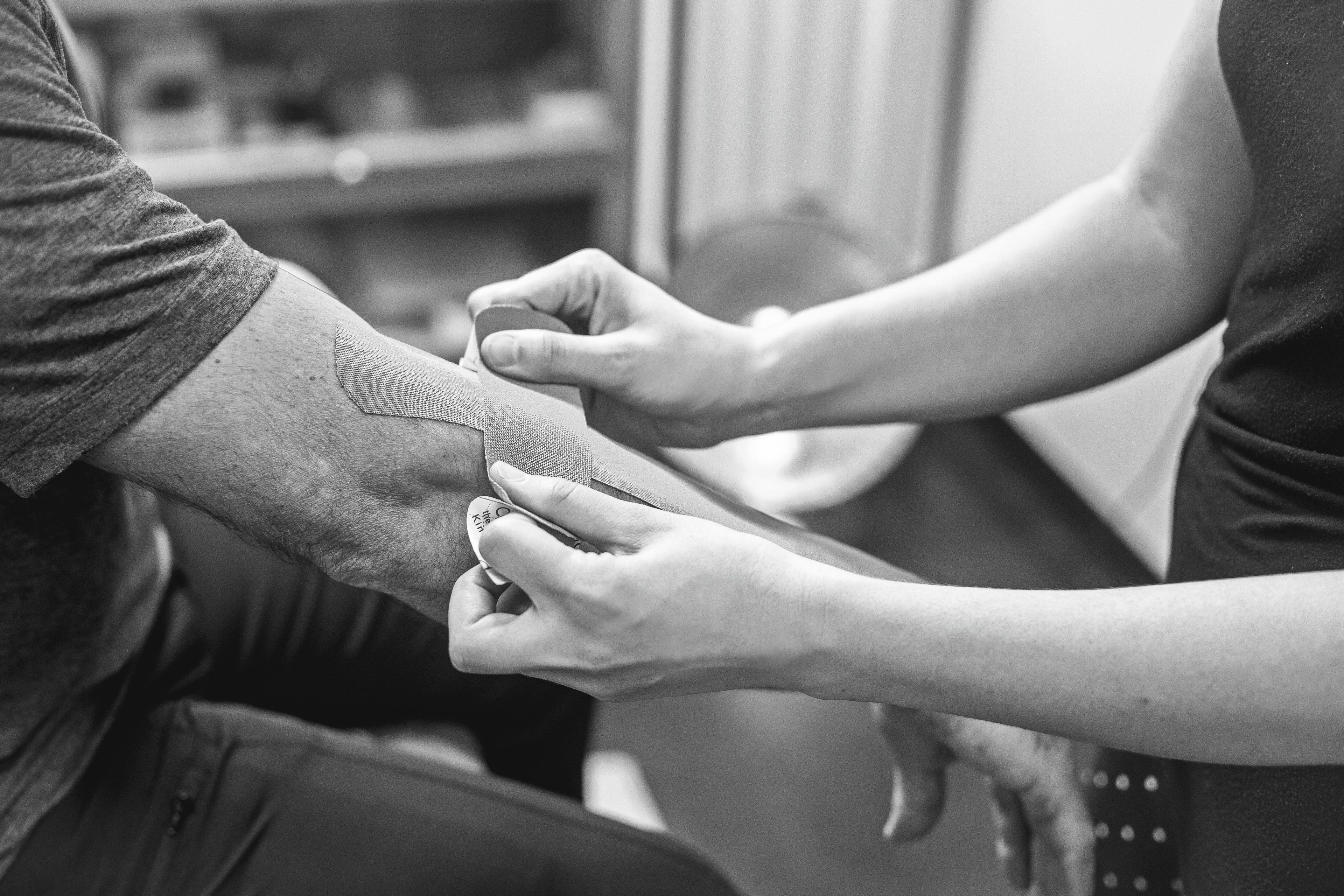 Elbow physiotherapy and rehabilitation